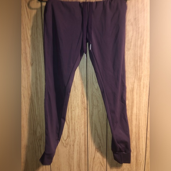 Halara leggings - Picture 1 of 3